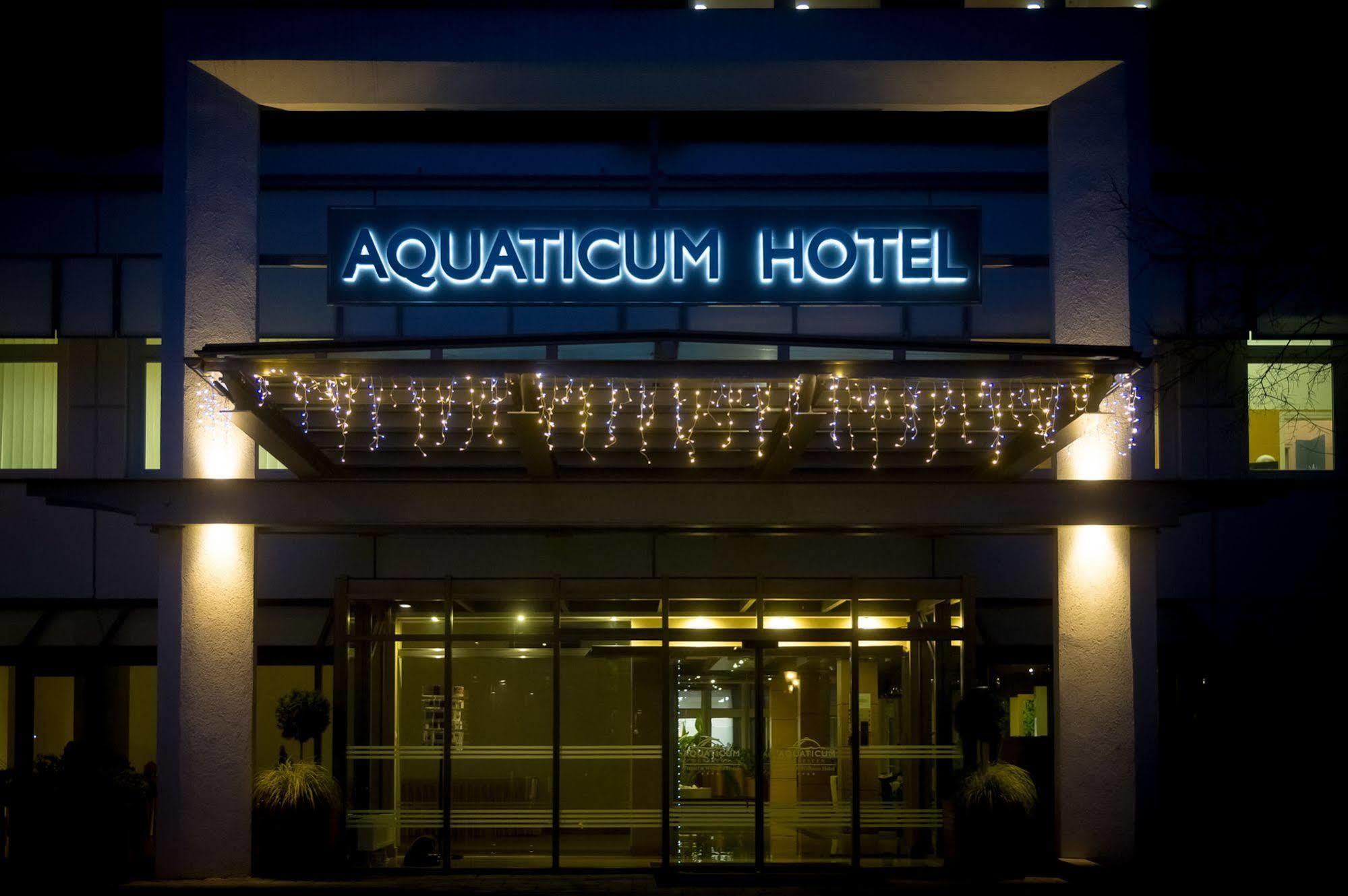 Aquaticum Debrecen Termal & Wellness Hotel Bagian luar foto